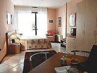 Hotel Residence La Fontana Mariano Comense Exteriör bild